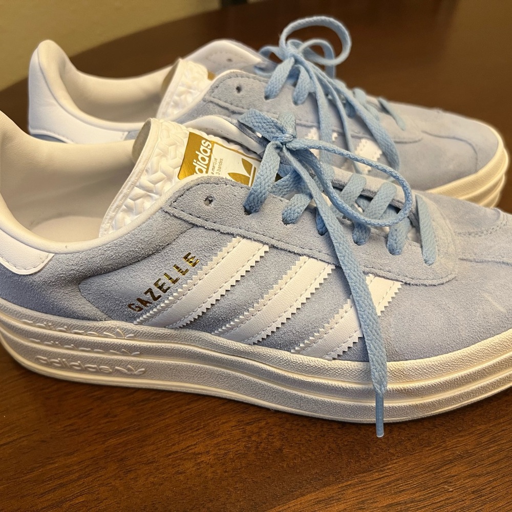 🌸Adidas Originals Gazelle Bold Suede Clear Sky Blue🌸